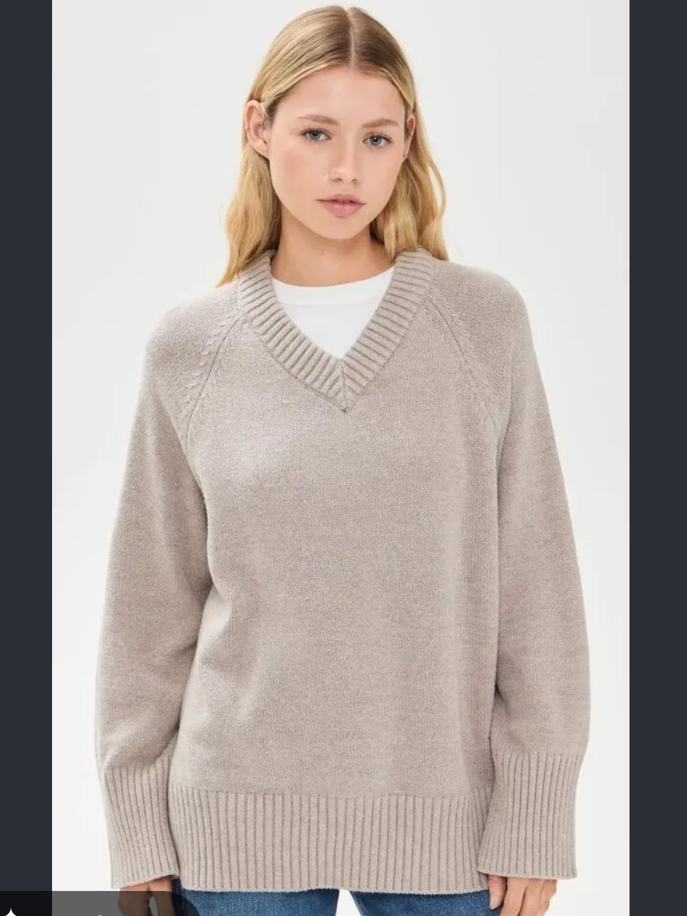 Z Supply V-Neck Sweater in Heather Taupe